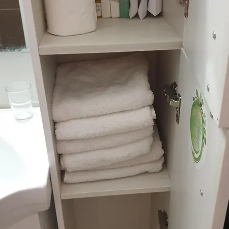 Park Apartment *