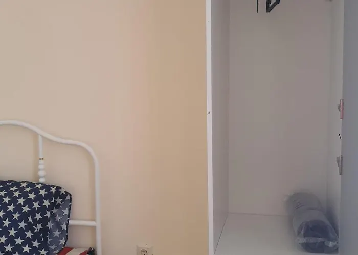 Park Apartment *